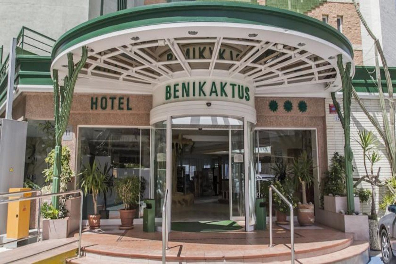 Hotel Benikaktus Бенидорм Экстерьер фото